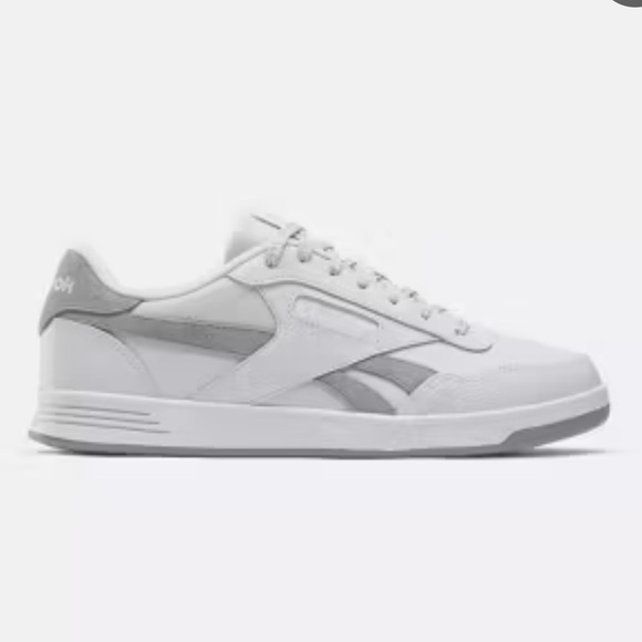 Reebok Shoes - Women’s Reebok Court Advance Tennis Shoe Sneaker Size 10